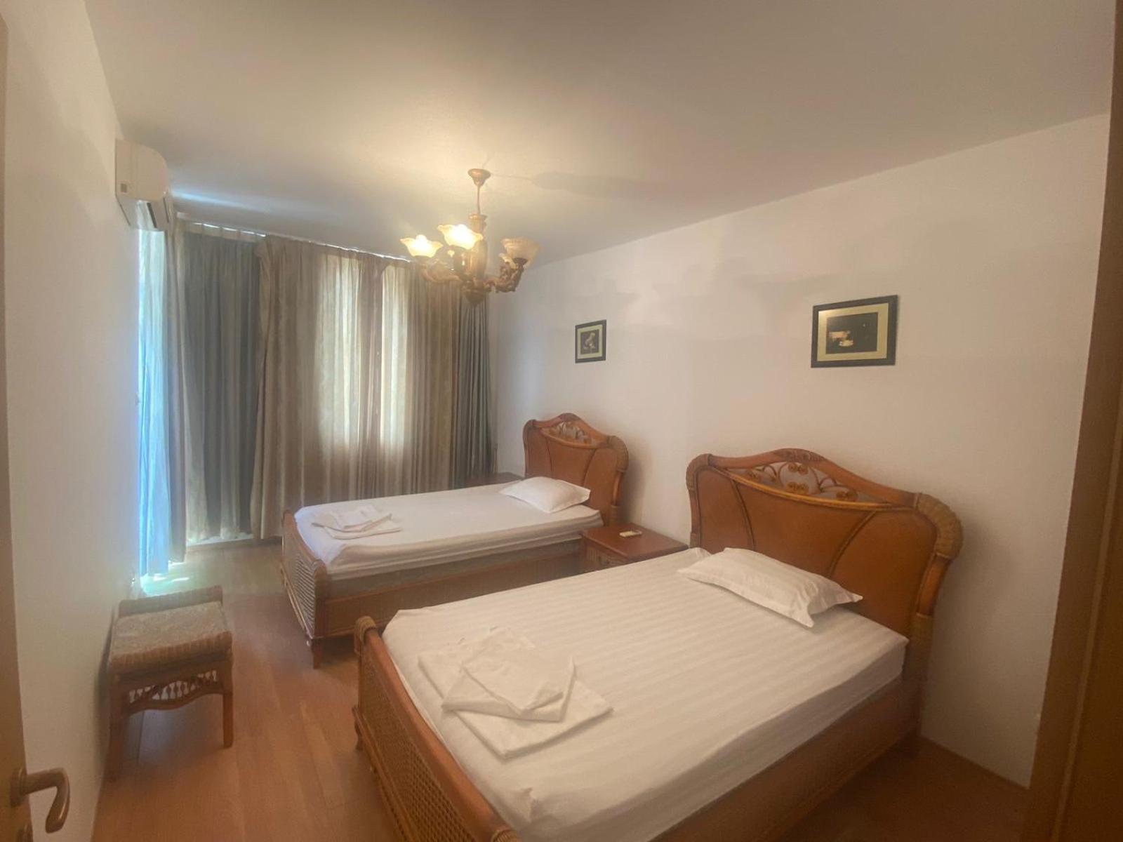 Oasis Suites Apartments And Studios Равда Екстер'єр фото